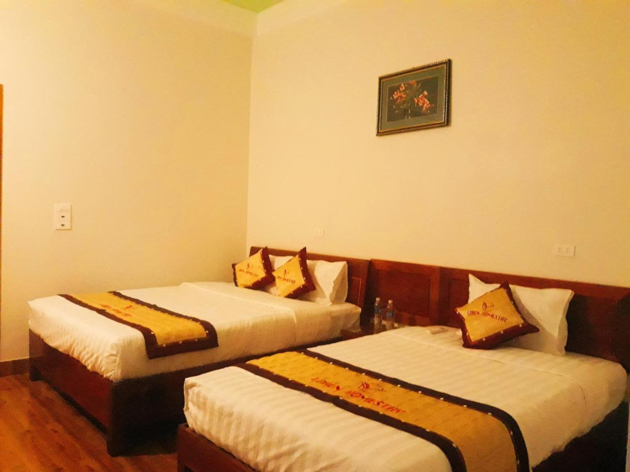 Loren Homestay Phong Nha Exteriör bild