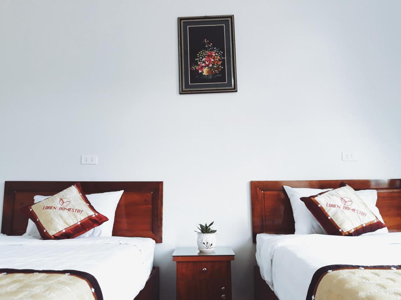 Loren Homestay Phong Nha Exteriör bild