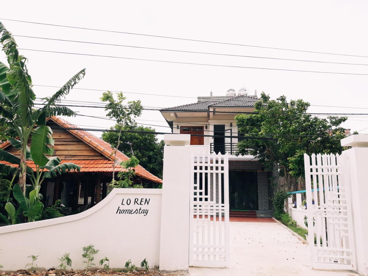 Loren Homestay Phong Nha Exteriör bild