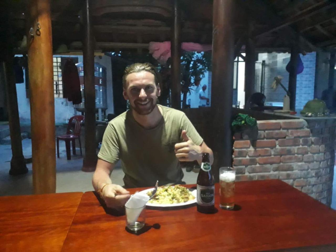 Loren Homestay Phong Nha Exteriör bild