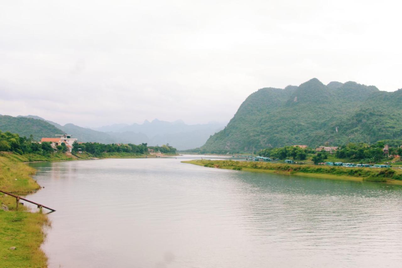 Loren Homestay Phong Nha Exteriör bild