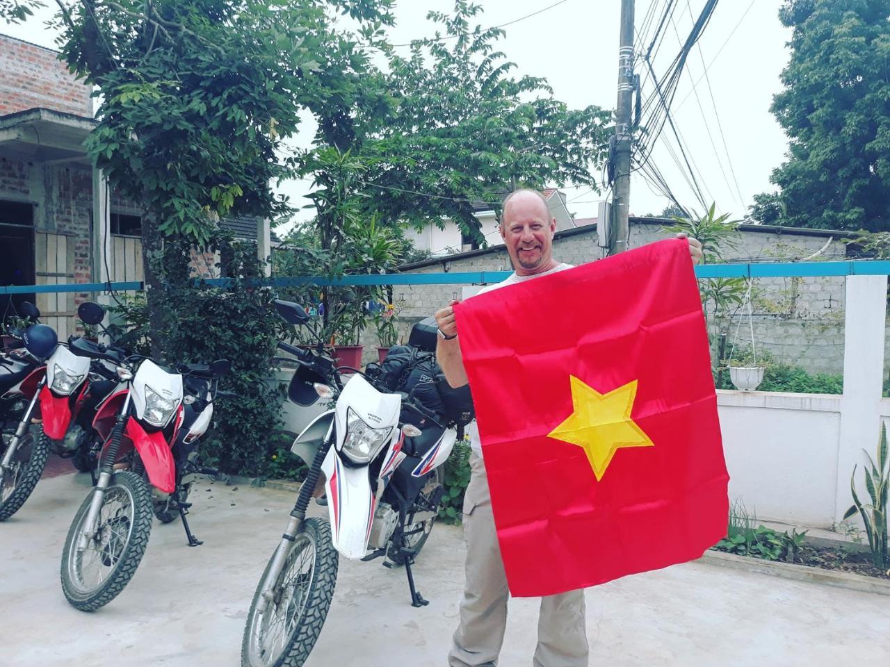 Loren Homestay Phong Nha Exteriör bild