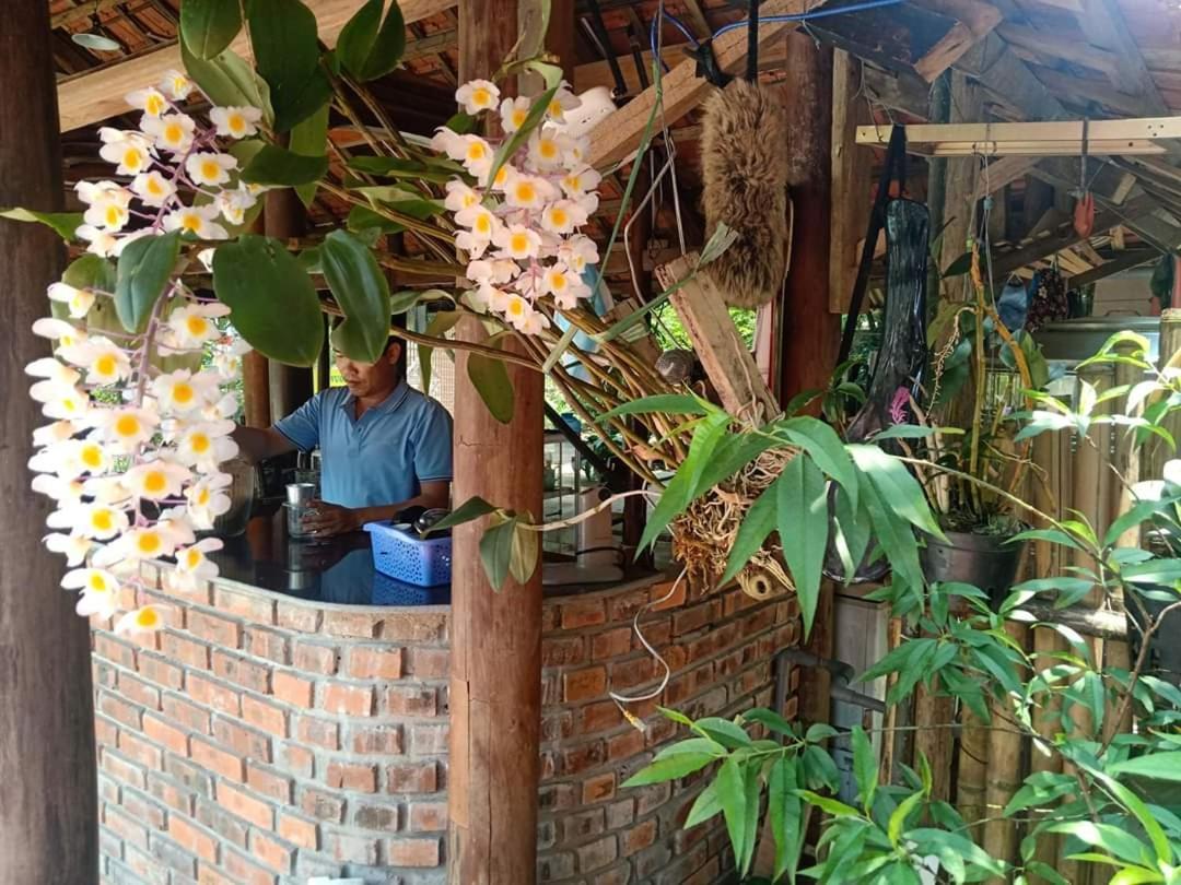 Loren Homestay Phong Nha Exteriör bild